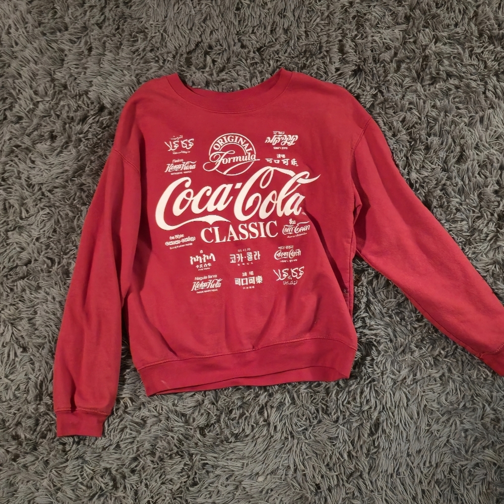 VINTAGE Coke Coca Cola  Sweater Red White Multicultural Great Con.